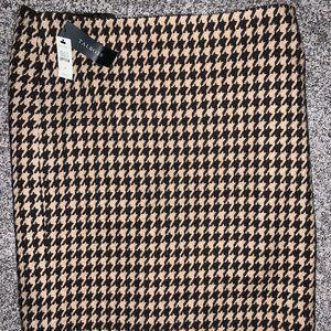 Talbots - Tan and Brown Houndstooth Skirt